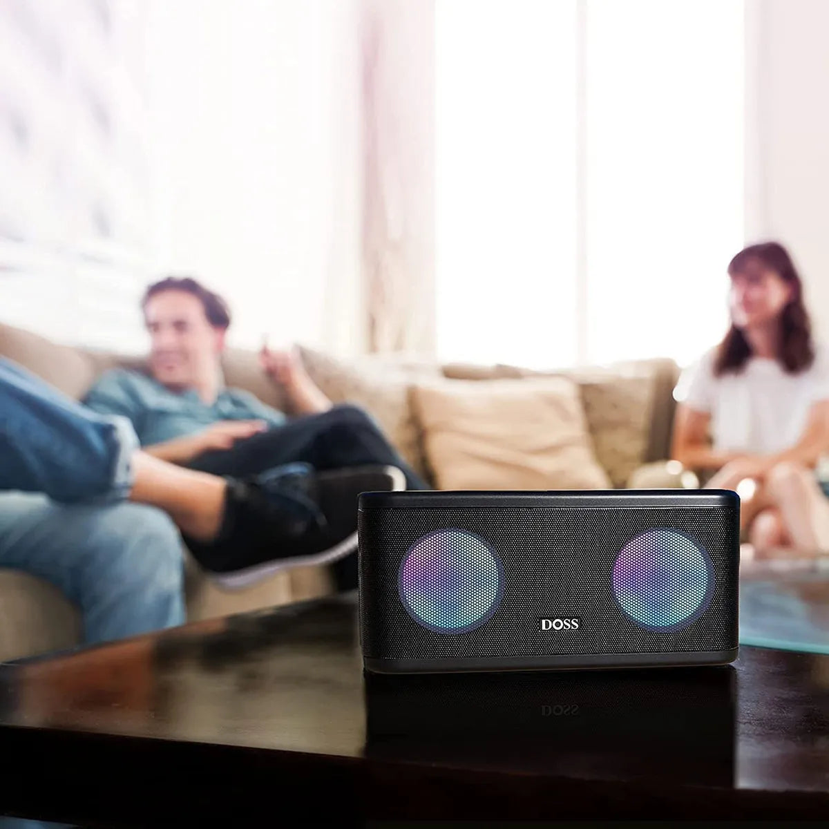DOSS SoundBox Plus Altavoz Bluetooth Portátil Sonido HD 16W Luces LED 20H Autonomía