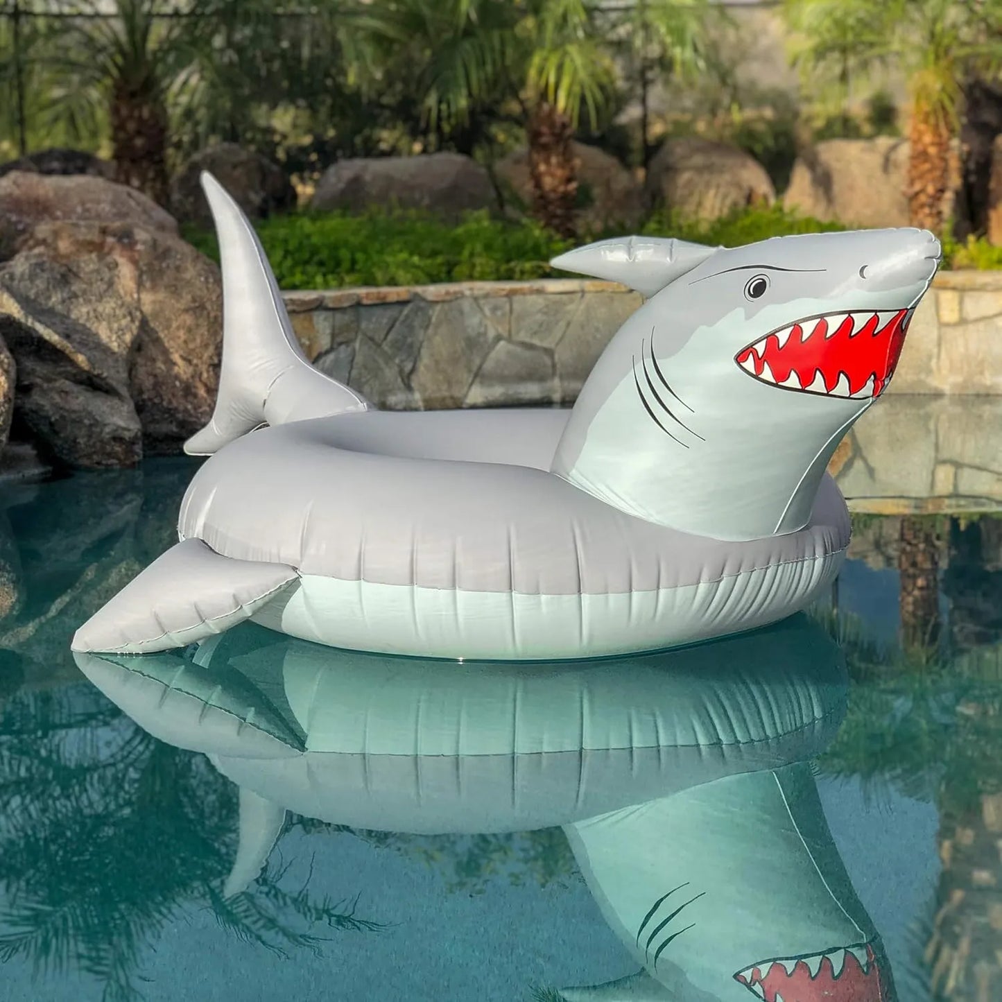 Flotador Hinchable Tiburón GoFloats Diversión Familiar Premium