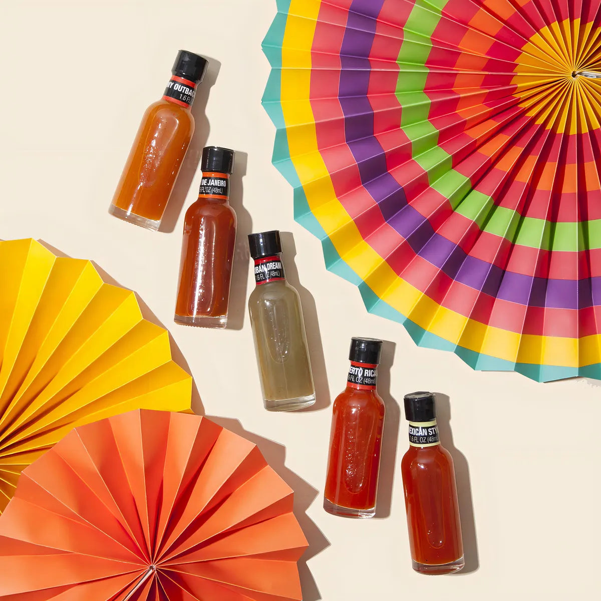 Modern Gourmet Global Hot Sauce To Go 5 Botellas De 1.6 Onzas Sabores Intensos Y Portátiles