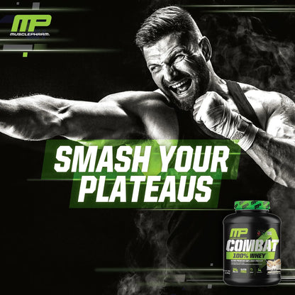 Proteina MusclePharm Combat 100 Whey Sabor Cookies N Cream Para Ganancia Muscular Y Recuperacion Rapida