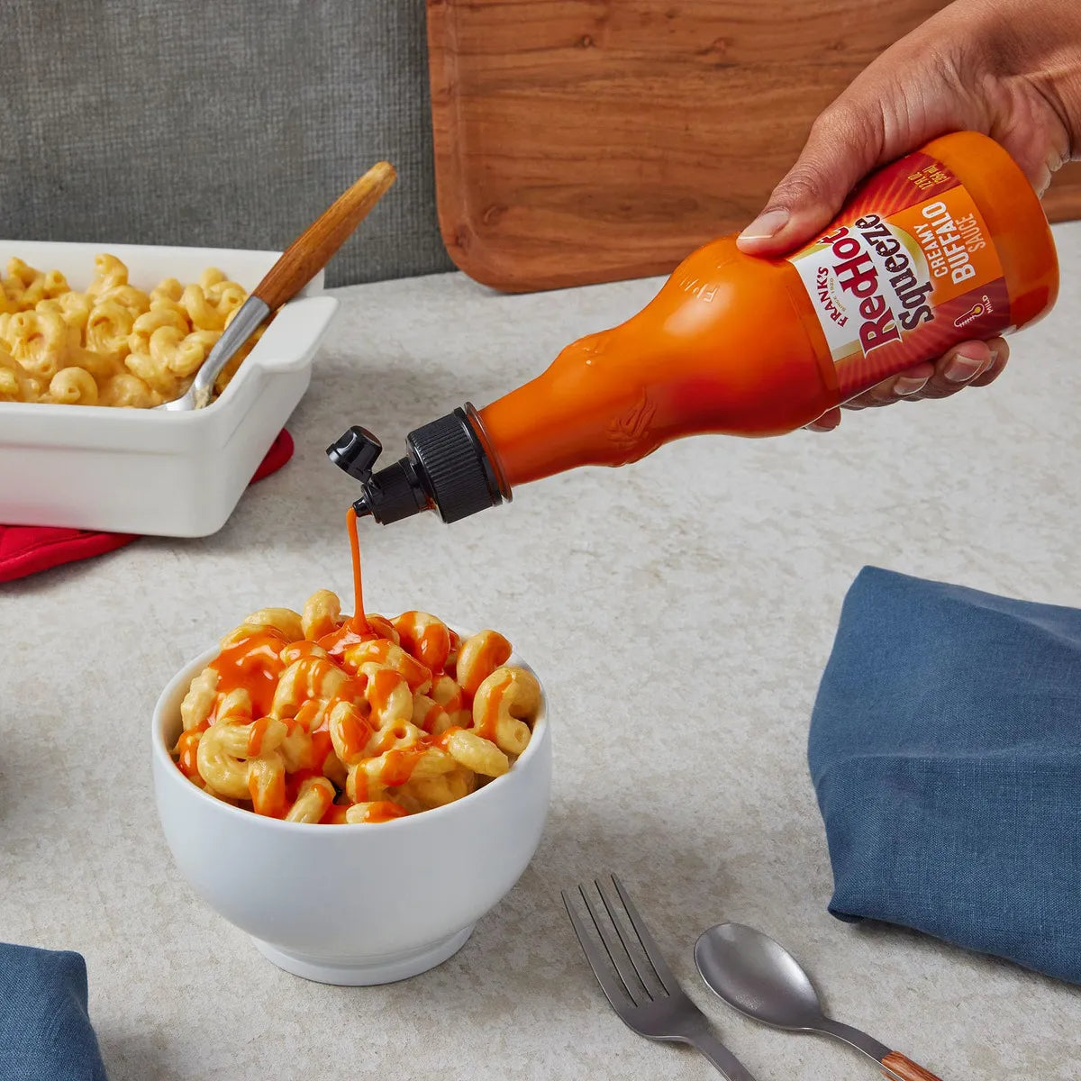 Salsa Cremosa De Búfalo 355 Ml Picante Ideal Para Comidas Y Snacks