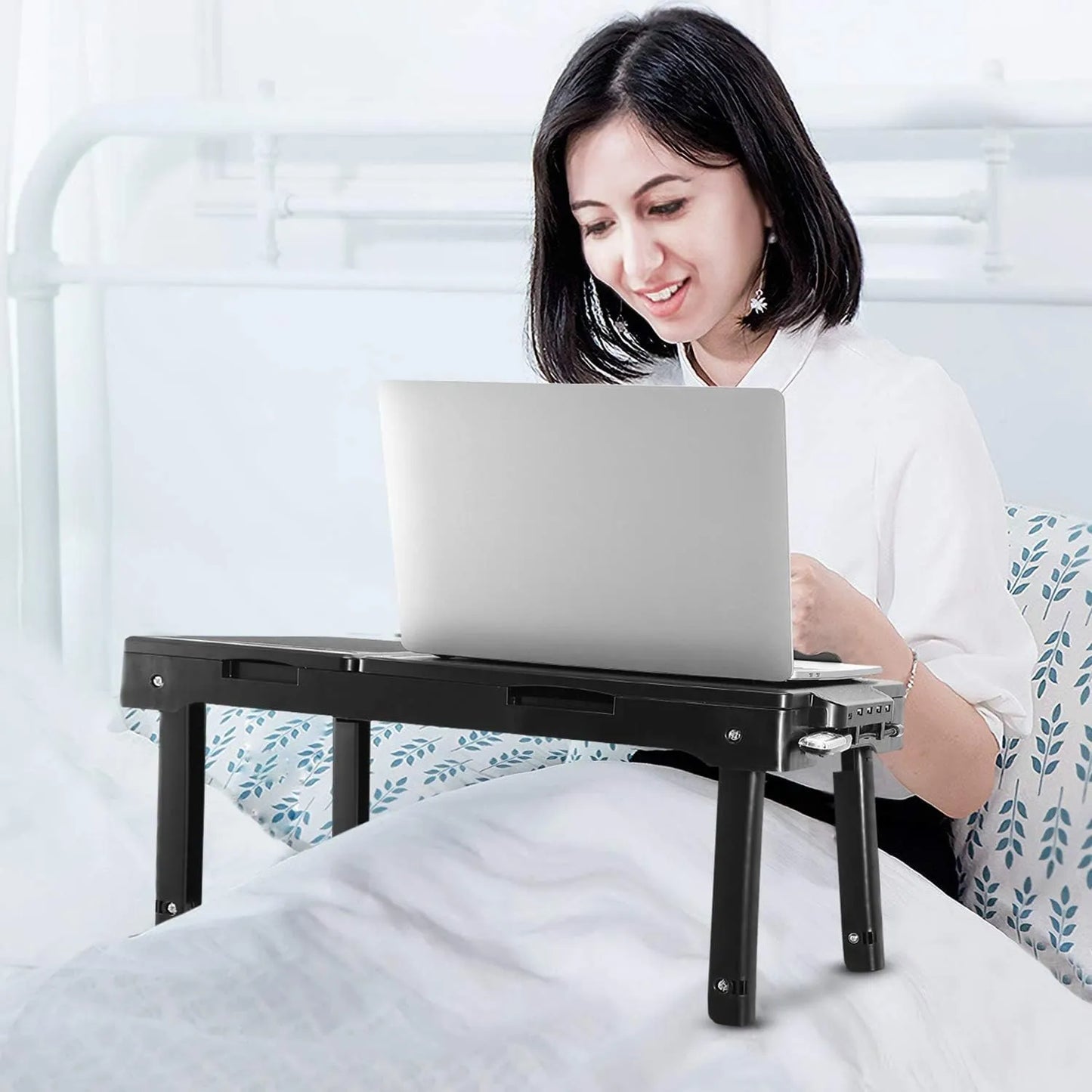 Mesa Portátil Para Cama Multifuncional Con Ventilador USB Y Luz LED