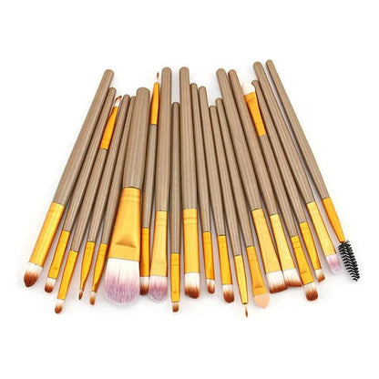 Kit De Maquillaje Completo Con Brochas Sombras Y Brillo Labial Todo En Uno