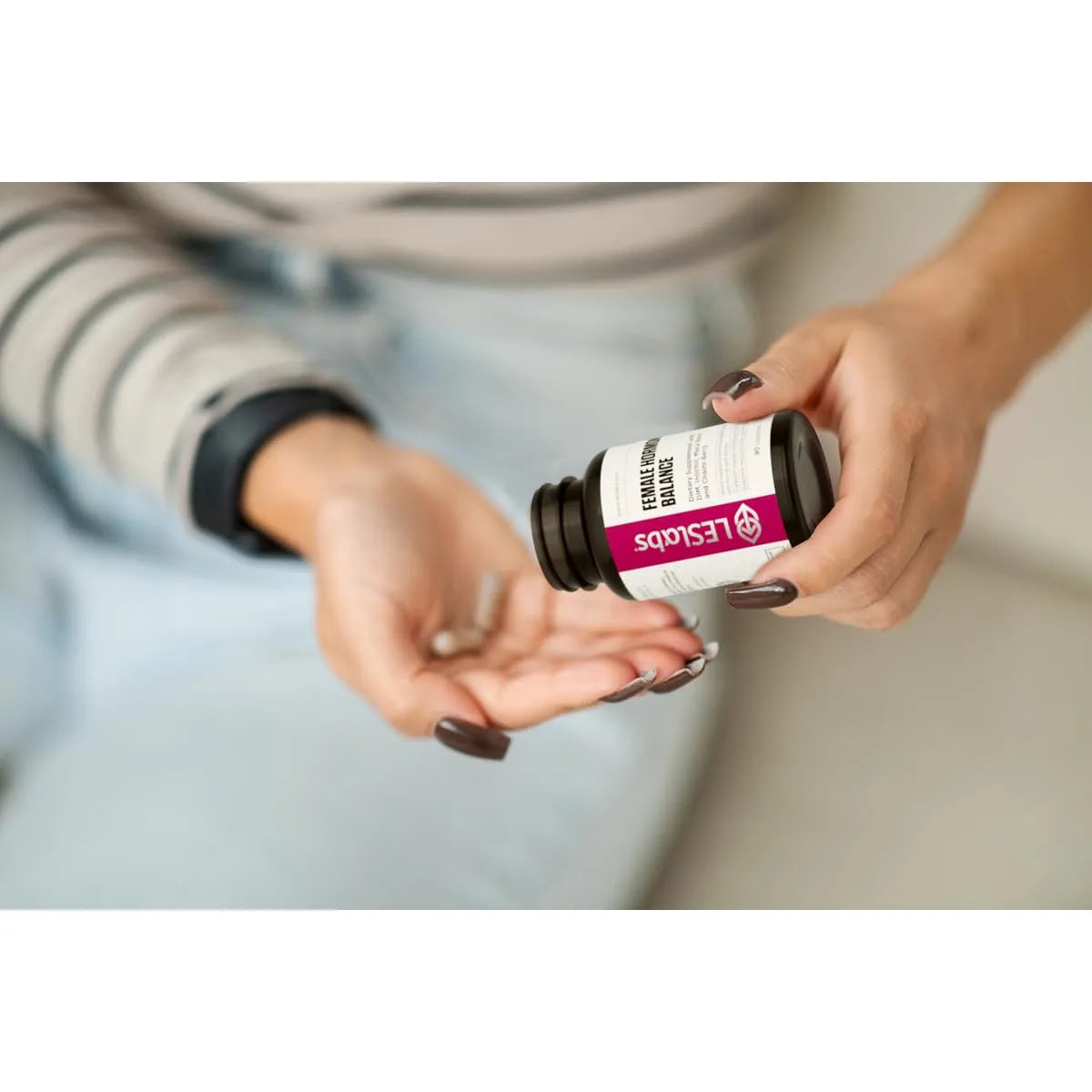 Suplemento Equilibrio Hormonal Femenino Con Inositol DIM Vitex Vitamina B6 90 Capsulas