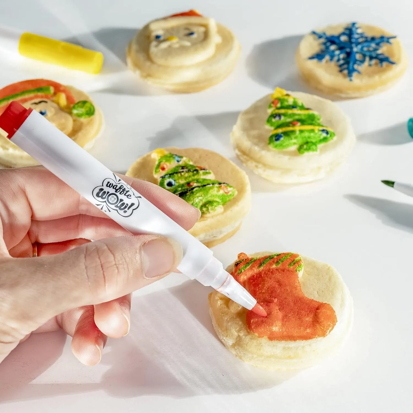 Wafflera Figuras Navideñas Con 6 Marcadores Comestibles Diversión Familiar